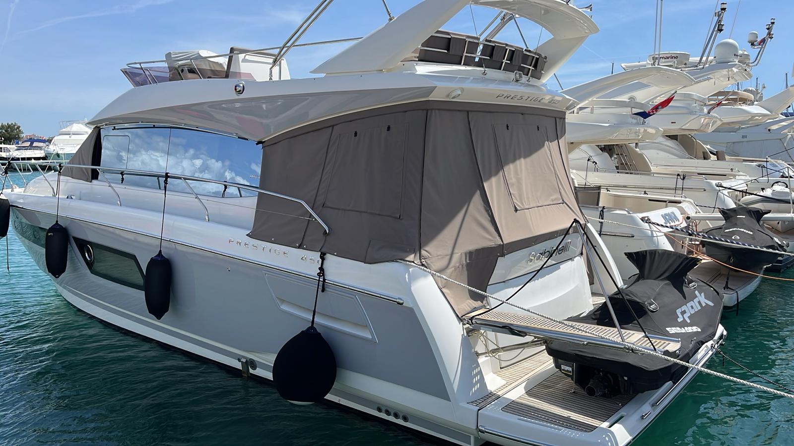Prestige 450 Fly project photograph 6