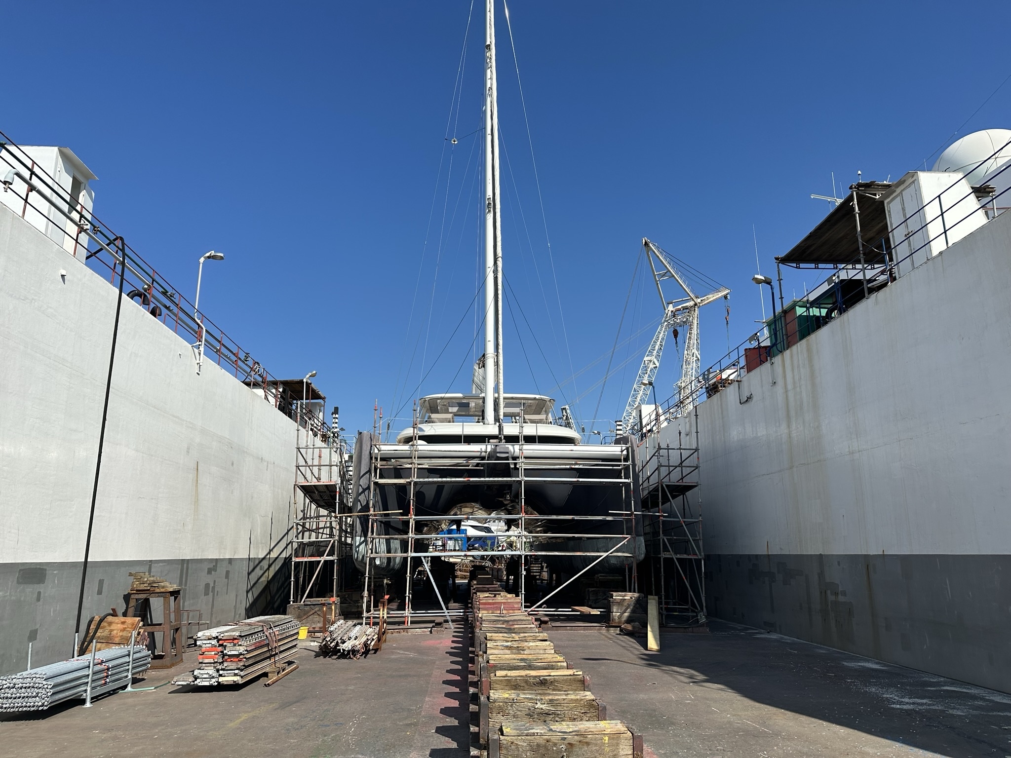 Sunreef 88 wrapping – Shipyard Trogir Croatia